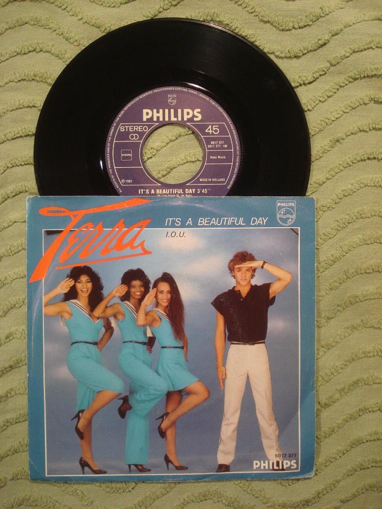 Terra 7" Vinyl Single: ‘It’s a beautiful day’ (Nederland), Ophalen of Verzenden, Gebruikt, Pop