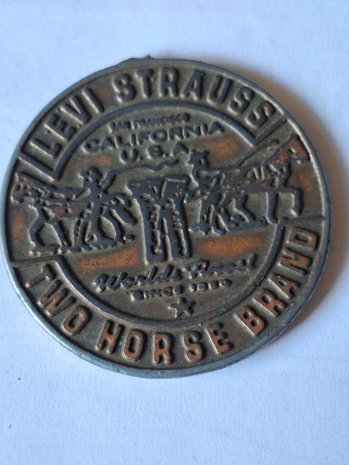 Vintage Levi’s Two Horse Brand herdenkingspenning – Zamak, Verzamelen, Ophalen of Verzenden, Gebruikt, Overige onderwerpen