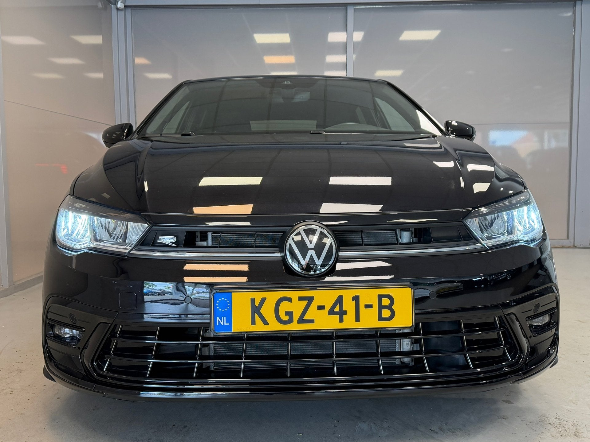 Volkswagen POLO R-Line 1.0 TSI 116 pk DSG | CLIMA | CARPLAY, Dealer onderhouden, Stof, Gebruikt, 116 pk