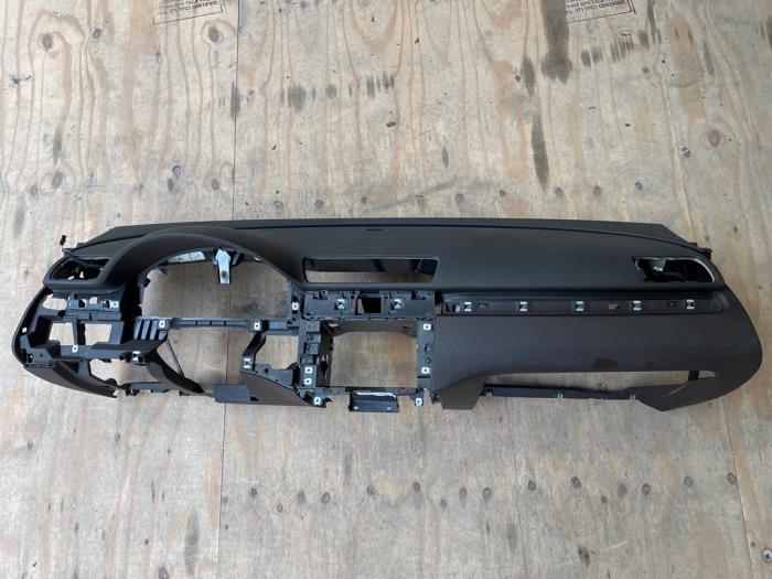 Dashboard van een Volkswagen Passat, Auto-onderdelen, Dashboard en Schakelaars, Volkswagen, Gebruikt, 3 maanden garantie, Ophalen of Verzenden