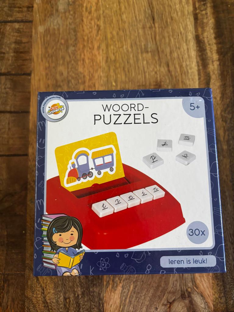 Woordpuzzel - Toy Universe, Een of twee spelers, Ophalen of Verzenden