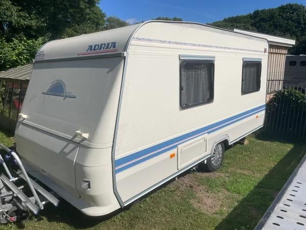 Caravan adria unica 532 px, Omvormbare zithoek, Treinzit, 750 - 1000 kg, Particulier