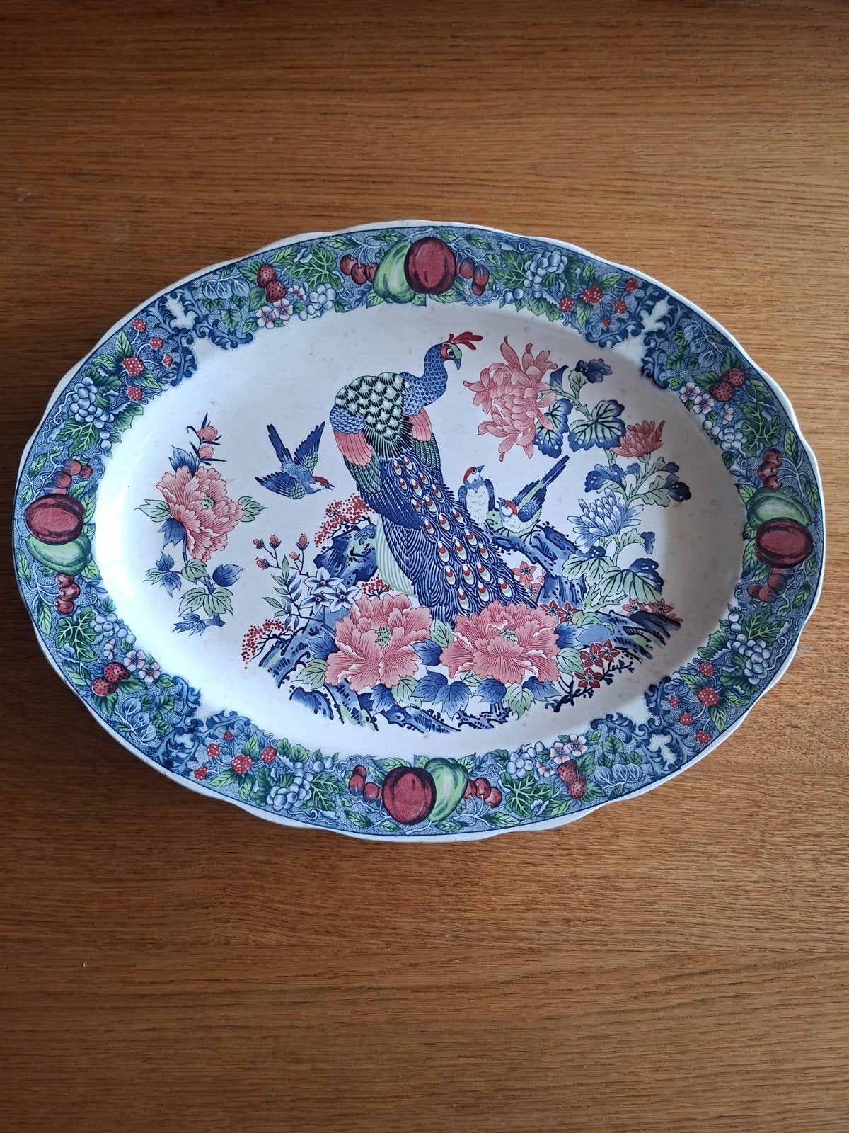 Ovale schaal met pauwen en bloemen decoratie, Antiek en Kunst, Ophalen