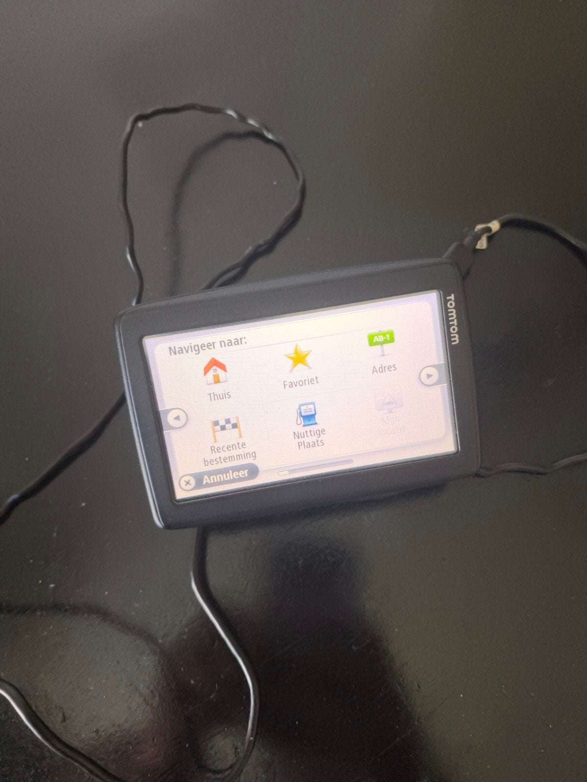 TomTom navigatiesysteem met oplader, Auto diversen, Autonavigatie, Ophalen of Verzenden, Gebruikt