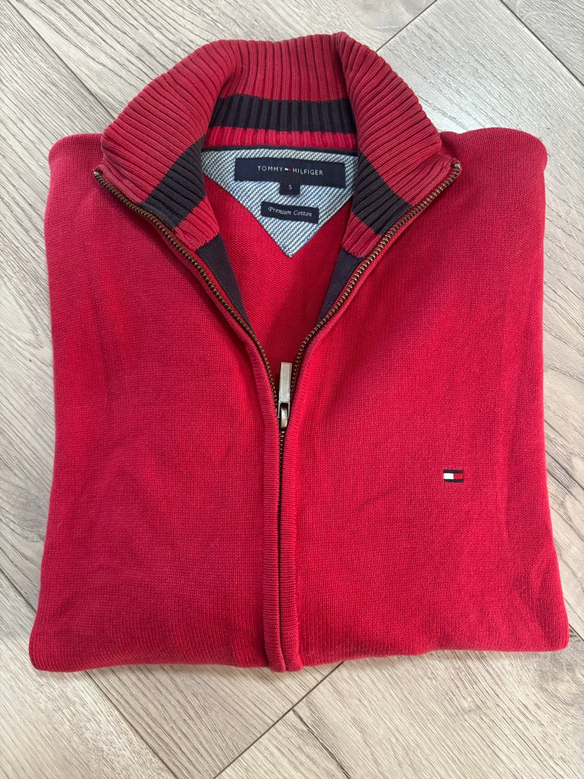Tommy Hilfiger vest rood maat S, Kleding | Heren, Verzenden, Zo goed als nieuw, Maat 46 (S) of kleiner, Rood