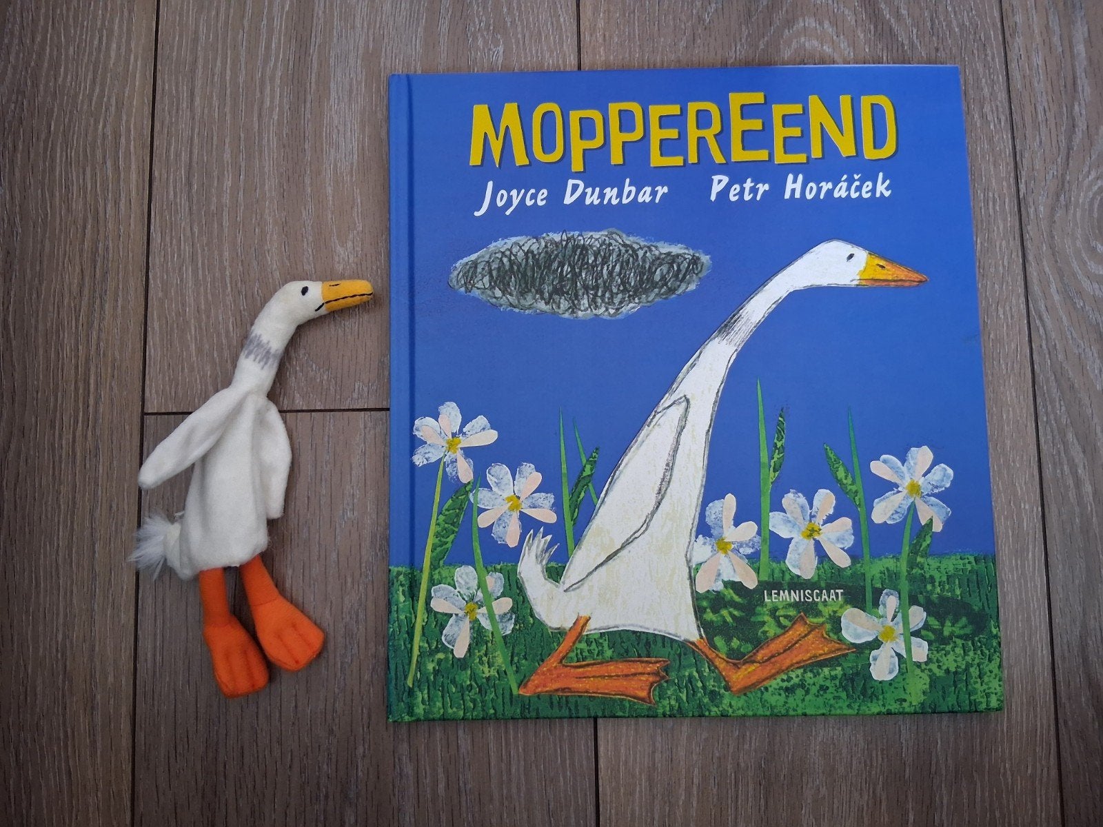 Moppereend - Prentenboek met knuffel, Ophalen, Fictie algemeen, Jongen of Meisje, Zo goed als nieuw
