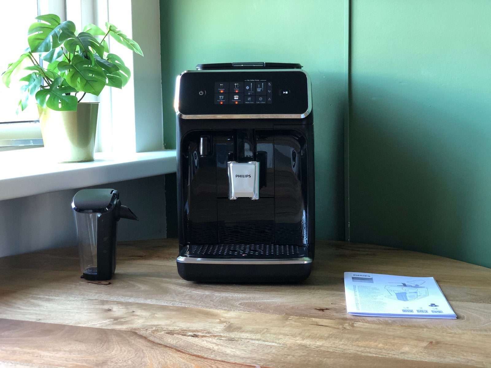Nagekeken & Grondig Gereinigd - Philips LatteGo 2300 Series, E-mailadres: support@philips.com, Tussendiepen 4, 9206 AD Drachten, Nederland