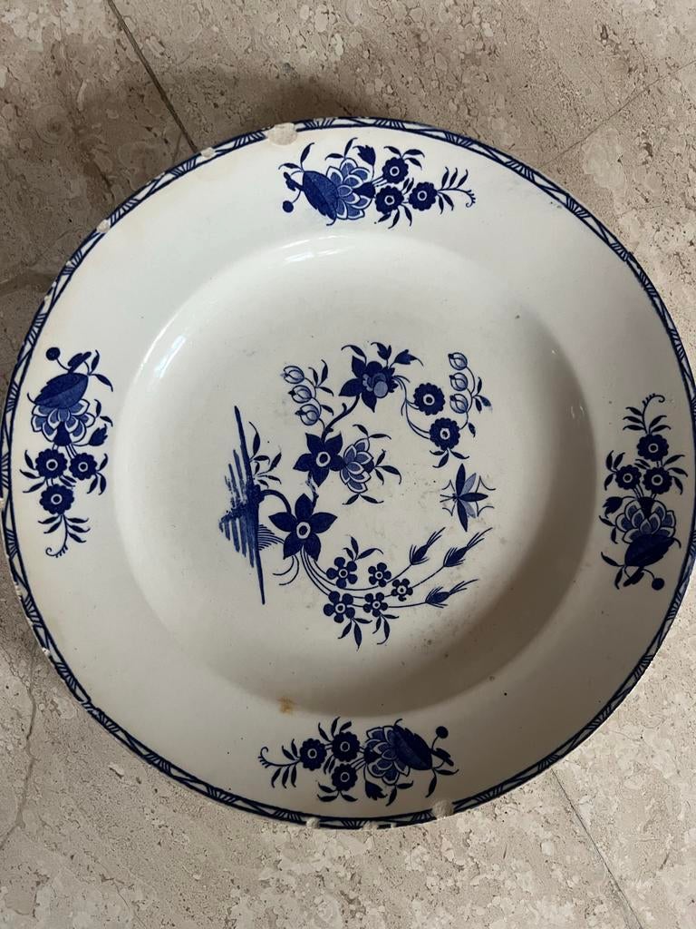 Antiek Delftsblauw Bord - Boch Frères Grand Bouquet, Ophalen of Verzenden