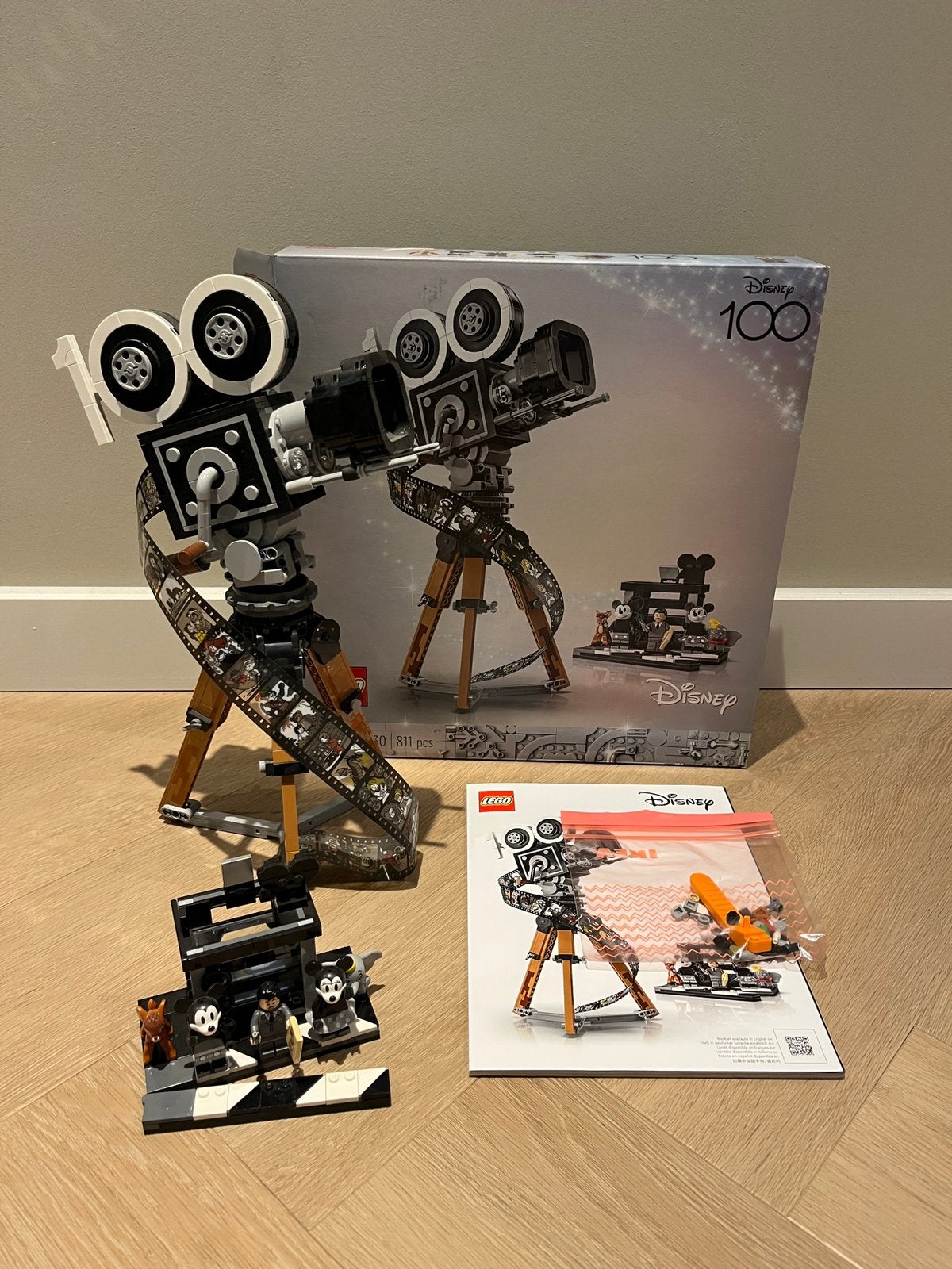 Lego Disney 43230 Walt Disney Tribute Camera, Kinderen en Baby's, Ophalen of Verzenden, Zo goed als nieuw, Complete set, Lego