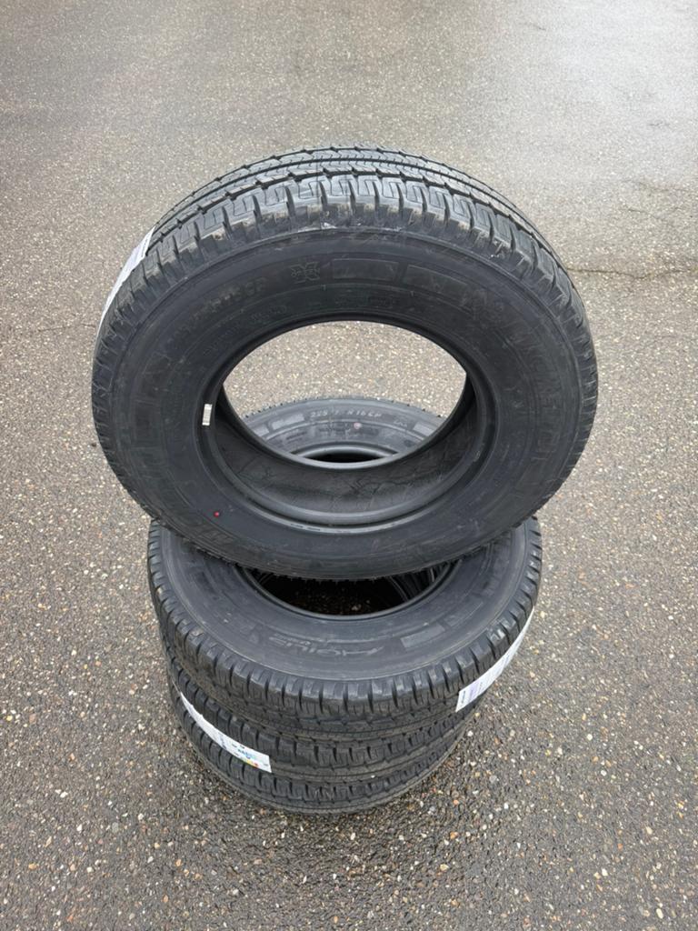 NIEUW! 4X MICHELIN 225 75 16 AGILIS CAMPING, Ophalen, Bestelwagen, 16 inch, Nieuw