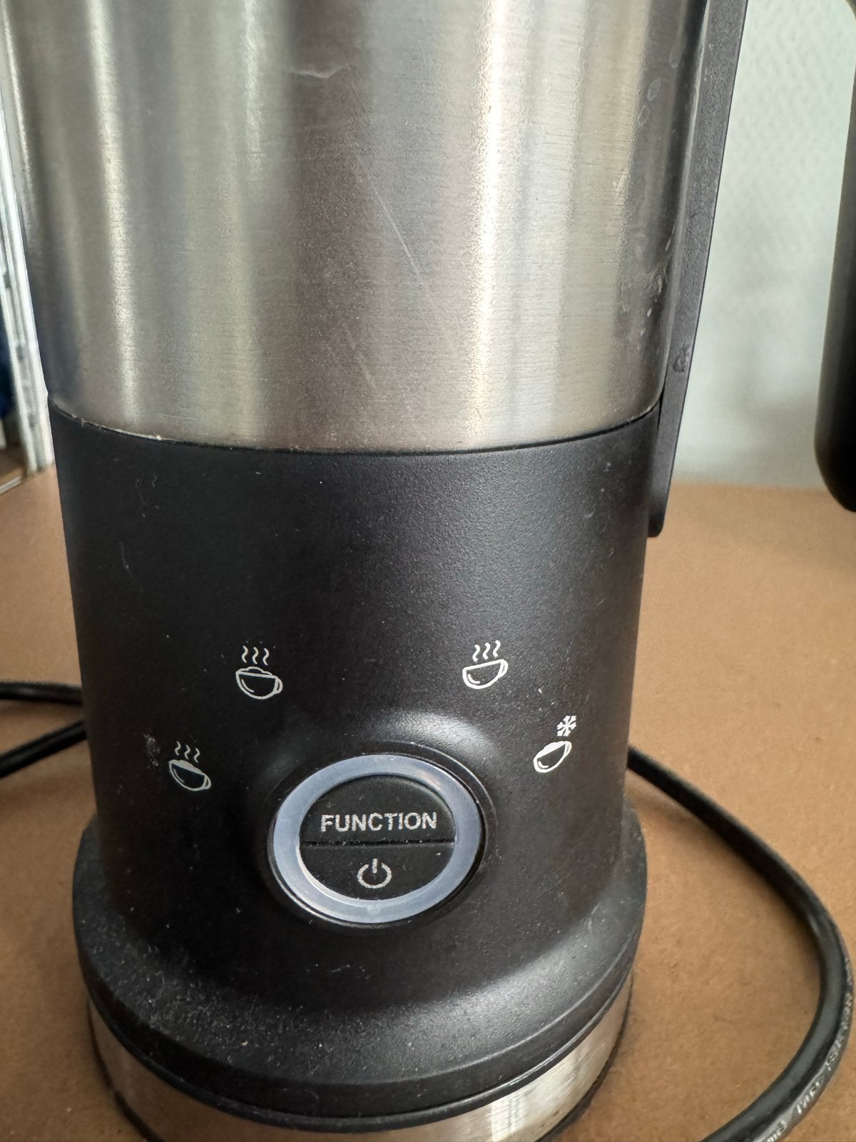 Inventum melkopschuimer - perfect voor koffieliefhebbers, Ophalen of Verzenden, Zo goed als nieuw, Elektrische melkopschuimer