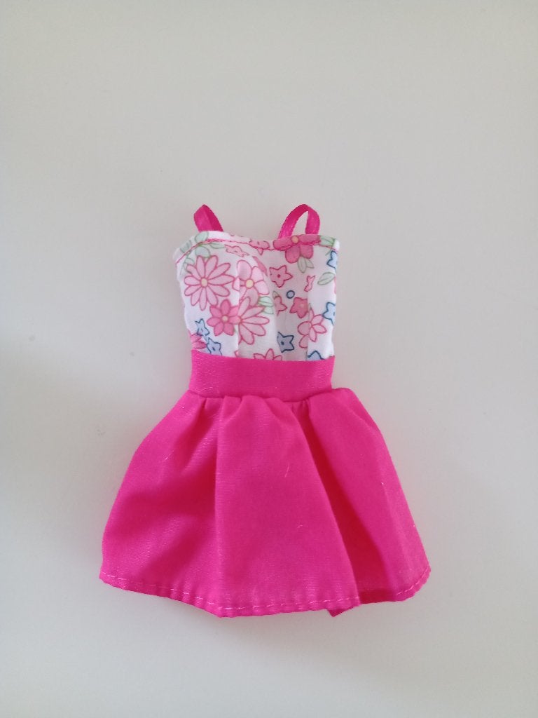Kleding met Simba Toys label voor STEFFI LOVE (21 foto’s), Verzamelen, Poppen, Ophalen of Verzenden, Zo goed als nieuw, Kleertjes