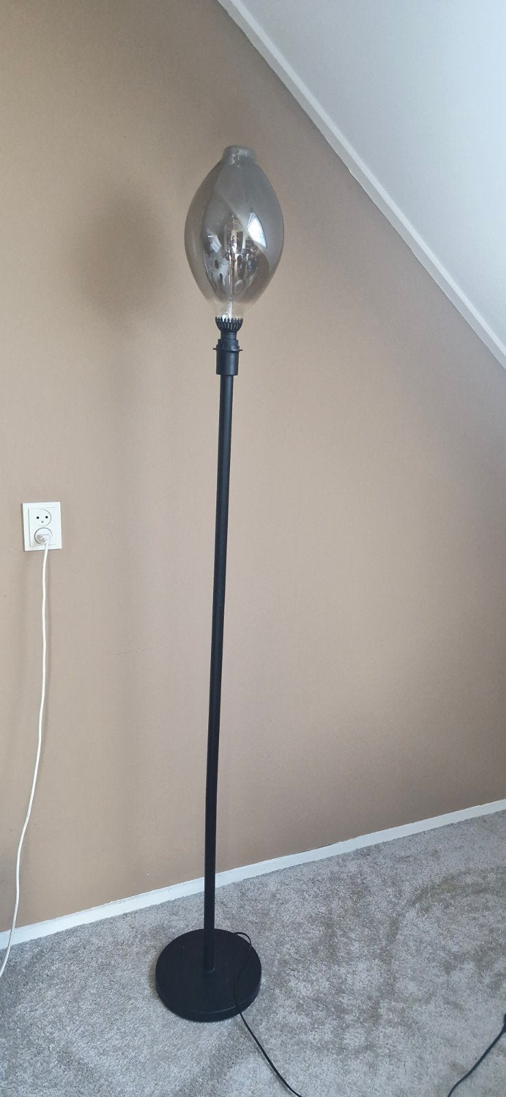 Vloerlamp met dimmer en grote LED filament lamp, Ophalen, Modern, Industrieel, E27 (groot), Zo goed als nieuw
