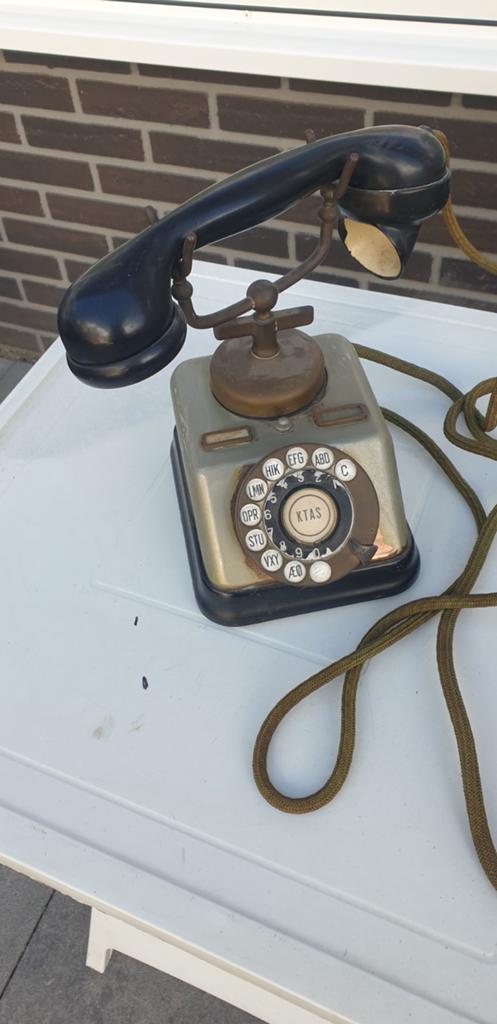 Tekoop  antiek telefoon, Ophalen