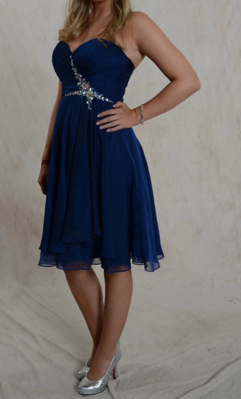 Prachtige Cocktailjurk van Señorita, Blauw, Ophalen of Verzenden, Zo goed als nieuw, Knielengte