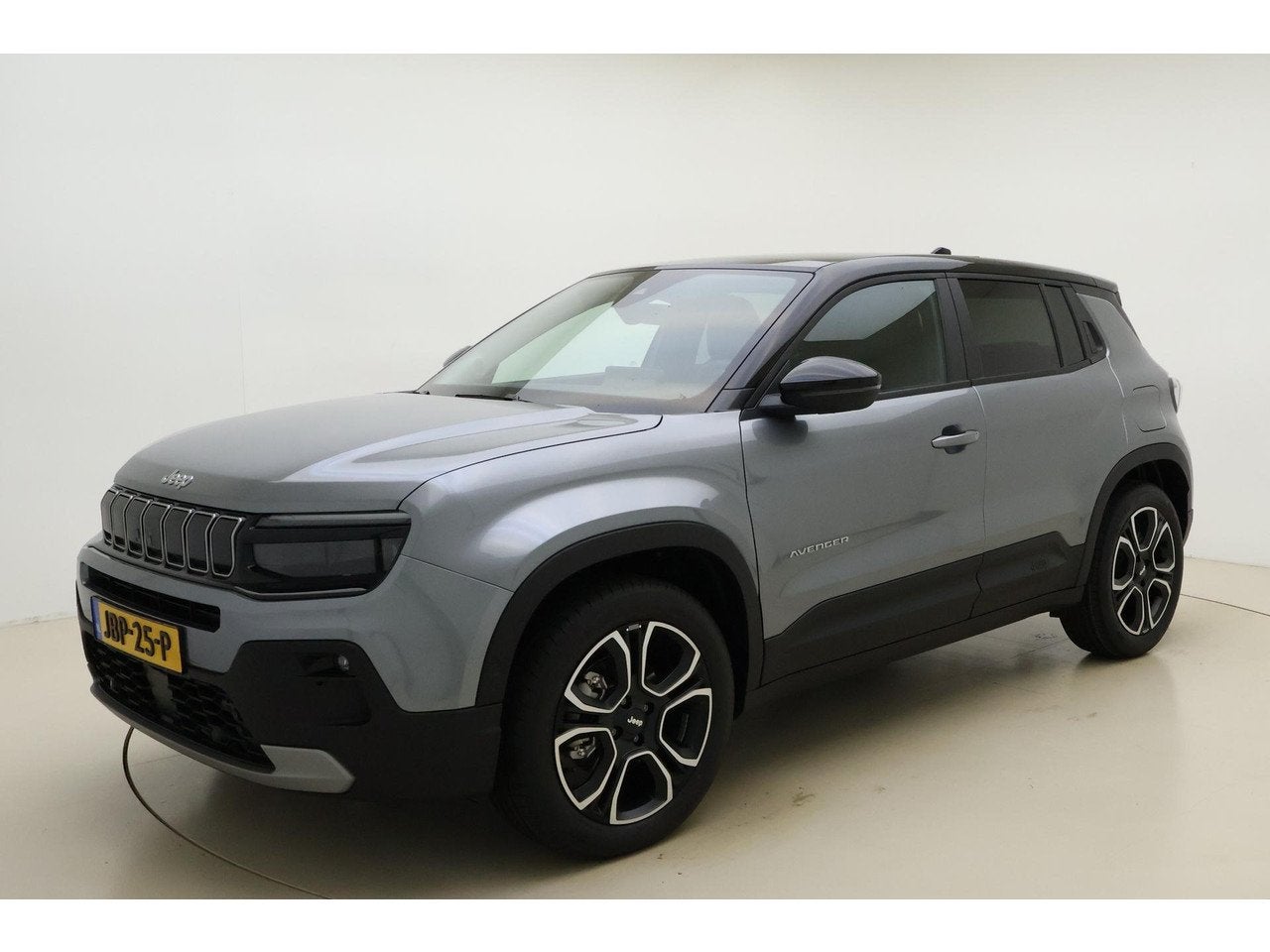 Jeep Avenger 1.2 e-Hybrid 110pk Automaat Summit | Navigatie, Auto's, Automaat, Stof, Gebruikt, Automatische klimaatregeling