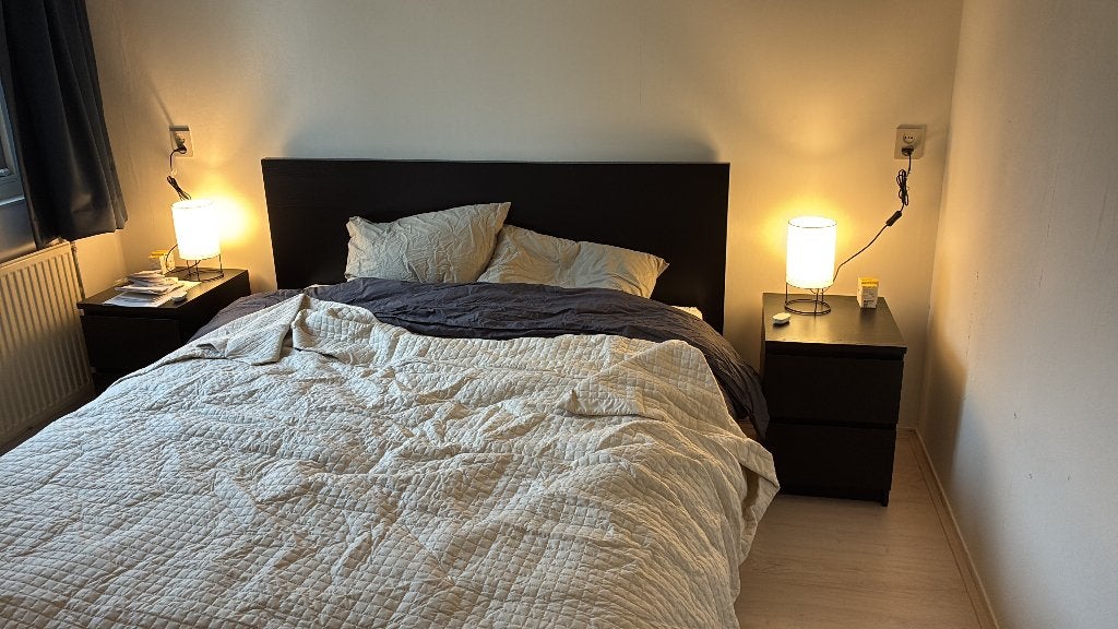 Ikea Malm bed 160x200 zwart + 2 malm nachtkasten zwart, Ophalen, Zwart, Tweepersoons, Zo goed als nieuw