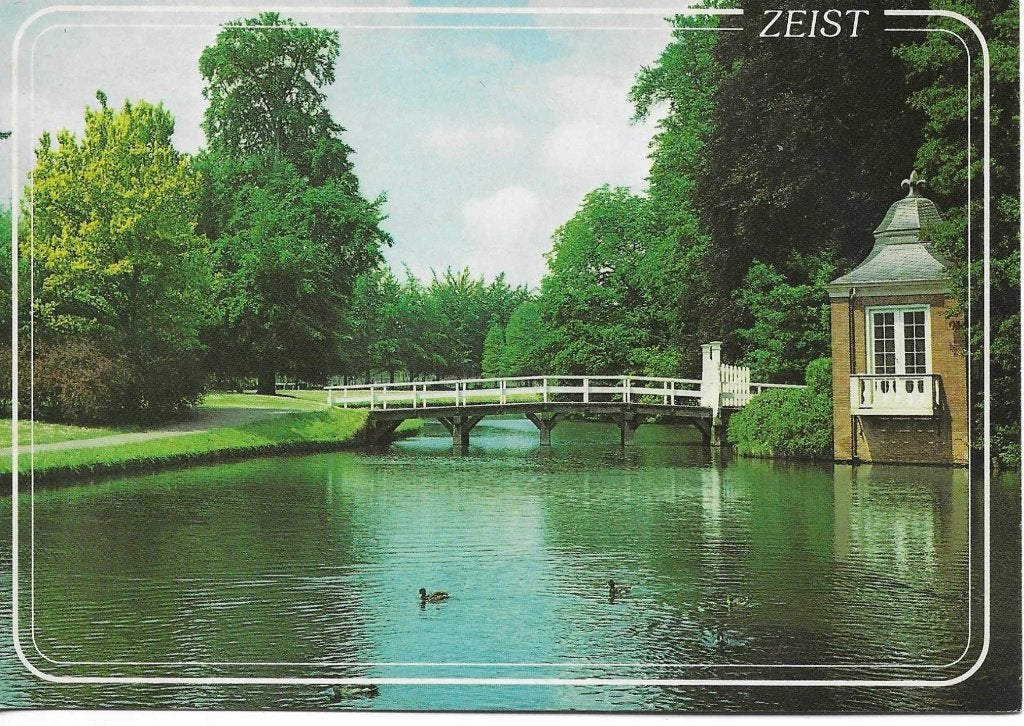 Zeist- -Theekoepel in de Slottuin., Ophalen of Verzenden, 1980 tot heden, Ongelopen, Utrecht