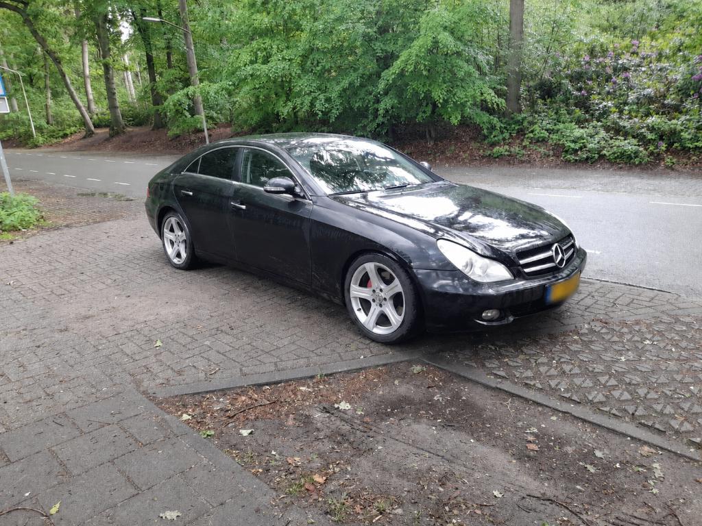 Mercedes CLS 350 2006 - NIEUW APK, Automaat, Achterwielaandrijving, Zwart, 4 stoelen