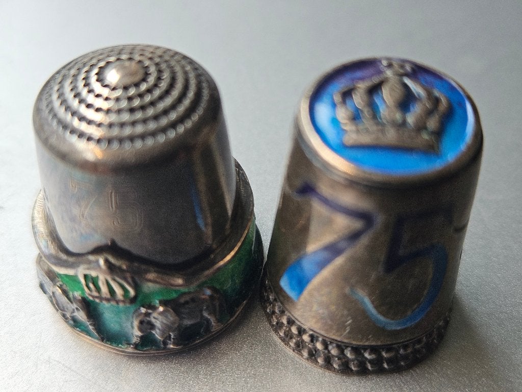Supermooie Vingerhoeden van uitzonderlijke kwaliteit, Ophalen of Verzenden, Zo goed als nieuw, Zilver