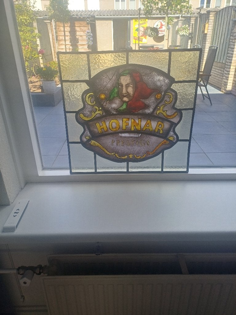 Hofnar glas in loodraam reclame sigaren, Verzamelen, Merken en Reclamevoorwerpen, Ophalen, Gebruikt, Overige typen