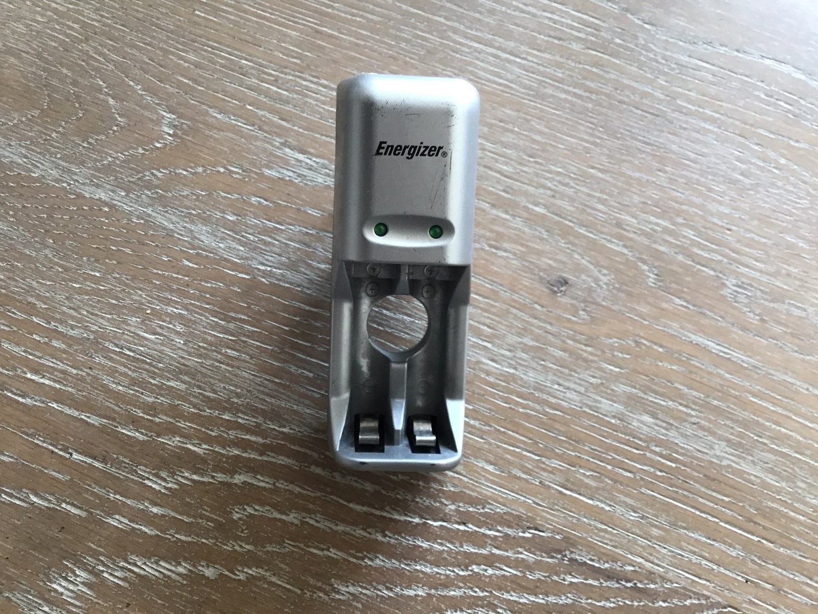 Batterij oplader, Ophalen of Verzenden, Zo goed als nieuw, Overige typen