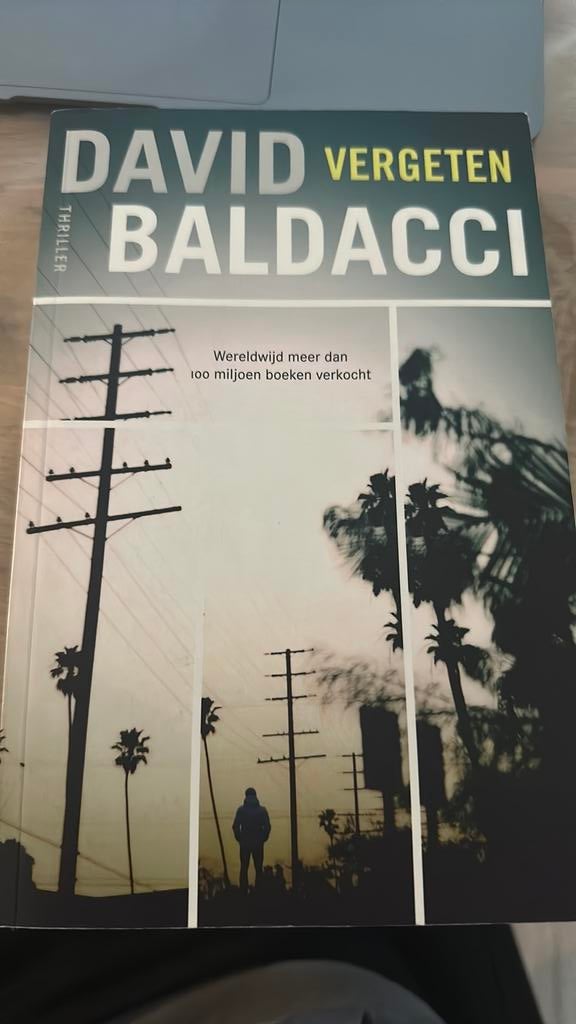 David Baldacci - Vergeten, Ophalen of Verzenden, Zo goed als nieuw, David Baldacci