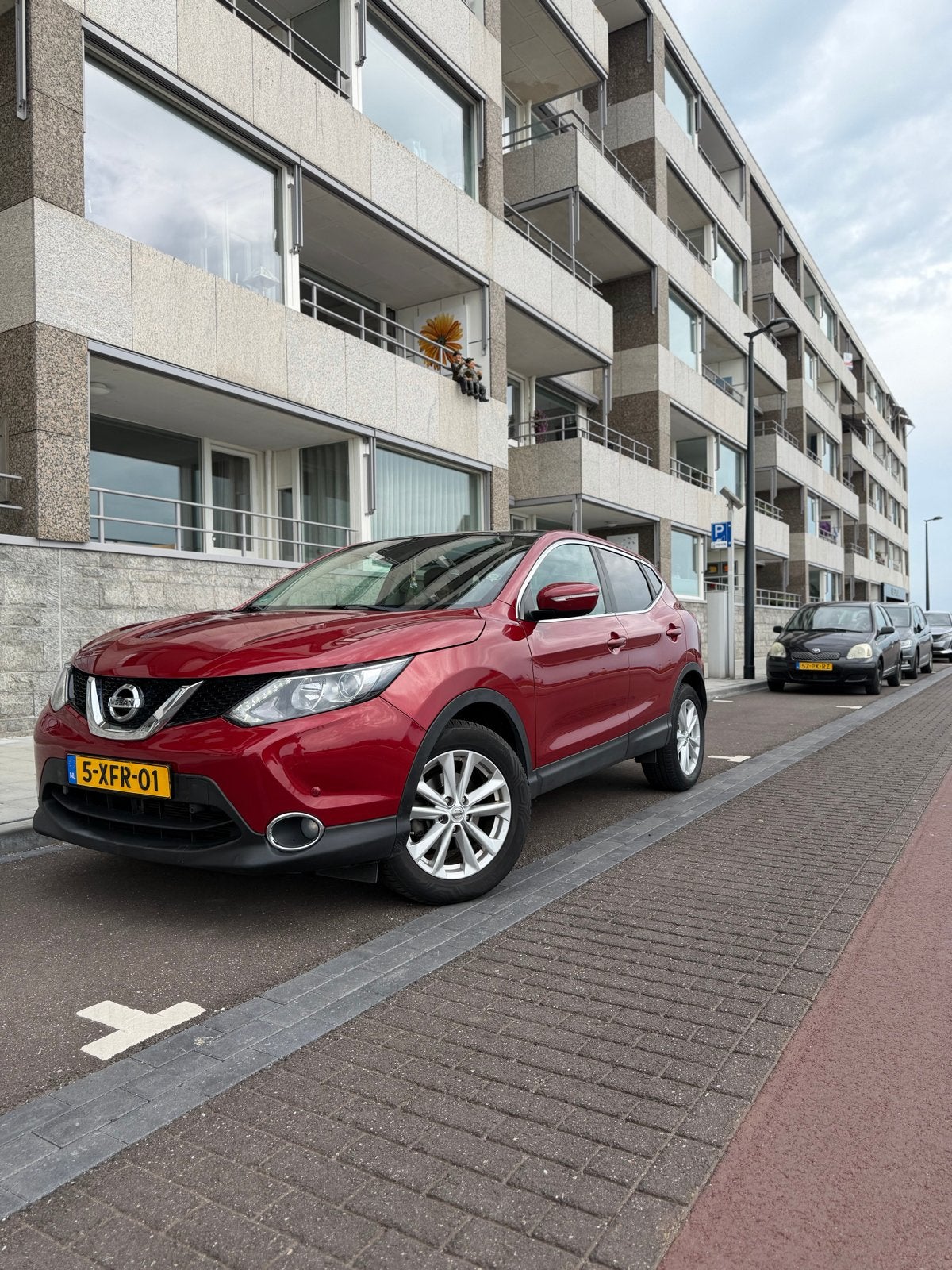 Nissan Qashqai 1.2 Dig-t 85KW 2WD 2014 Rood, Voorwielaandrijving, 4 cilinders, Origineel Nederlands, Handgeschakeld