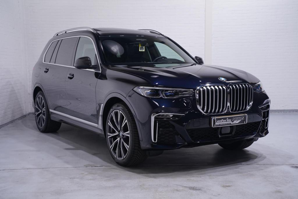 BMW X7 xDrive40i M Sport NAP M Stoelen Carbon spiegels Leder, Auto's, Gebruikt, 7 stoelen, Zwart, Vierwielaandrijving