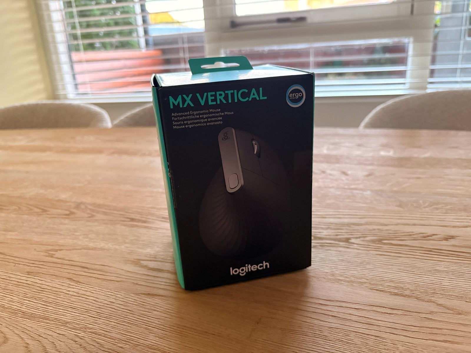 Logitech MX Vertical Ergonomische Muis - Nieuw in doos, Computers en Software, Rechtshandig, Muis, Ergonomisch, Nieuw