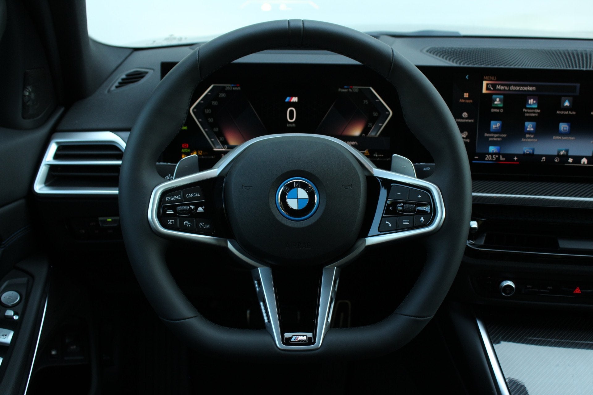 BMW 3 Serie 330e M Sport Automaat / Schuif-kanteldak / M Spo, Automaat, Achterwielaandrijving, Euro 6, 4 cilinders