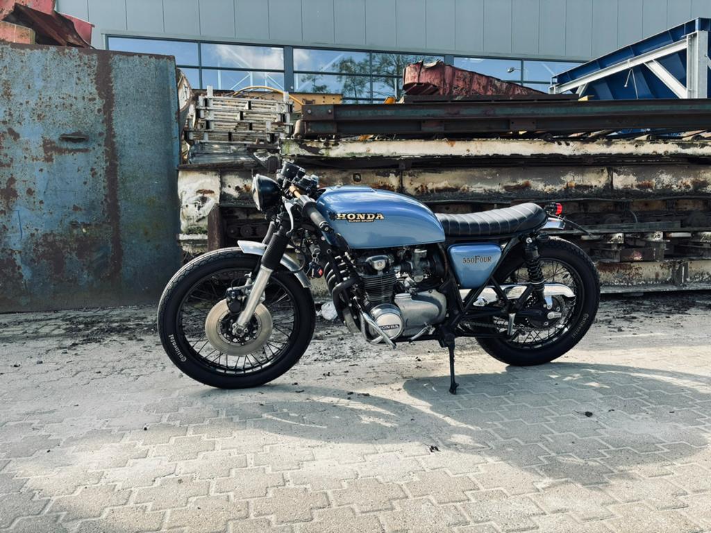 Unieke Honda CB550 1976 - caferacer - wegenbelastingvrij, Motoren, Sportuitlaat, 4 cilinders, Motorrijbewijs A, Gebruikt