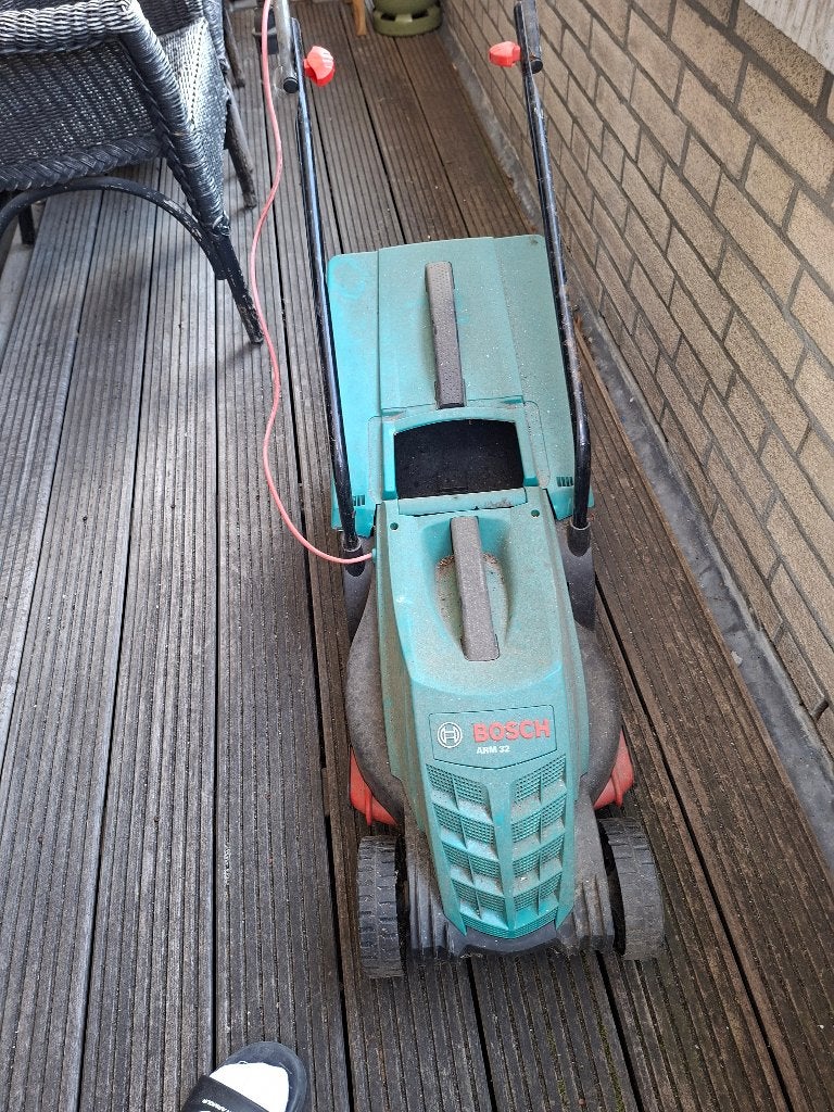 Bosch ARM32 electrische grasmaaier, Ophalen, Cirkelmaaier, Gebruikt, Elektrische grasmaaier