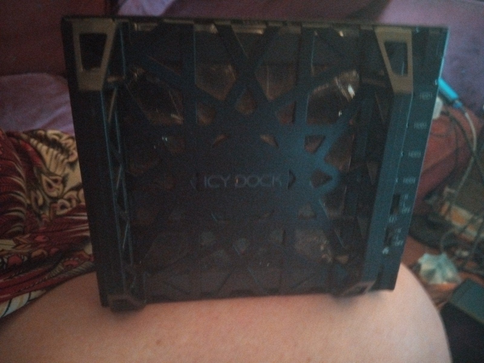 Icy Dock Externe HDD Behuizing met Ventilator, Computers en Software, Harde schijven, Gebruikt, HDD, Icy Dock, Meer dan 1 tb
