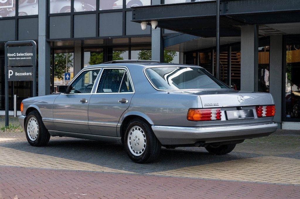 Mercedes-Benz S-Klasse 300SE (bj 1987, automaat), Auto's, Zwart, Bedrijf, Sedan, Lederen bekleding