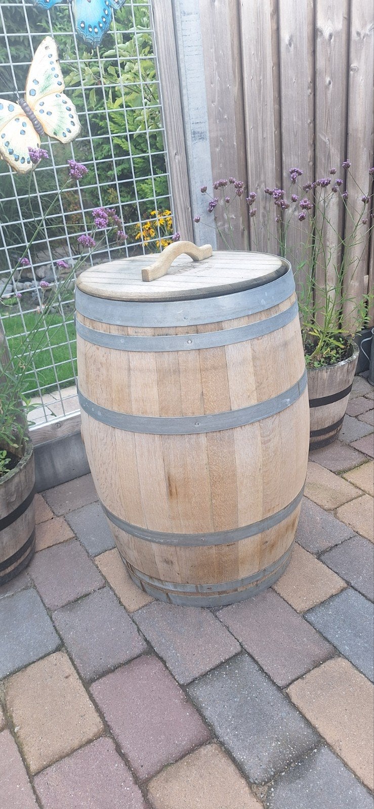 te koop 2 eikenhouten regentonnen kraantje en deksel 
Hét ad, 150 liter of meer, Ophalen, Nieuw, Hout
