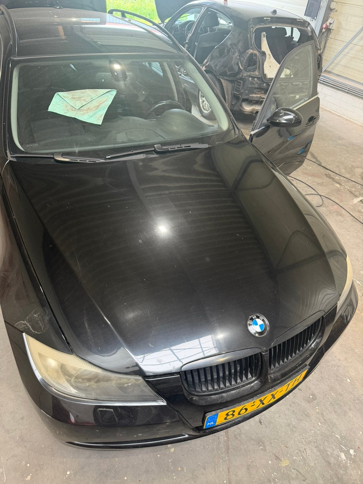 Motorkap BMW e91 e90 3 serie zwart, Auto-onderdelen, Ophalen, Voor, BMW, Motorkap
