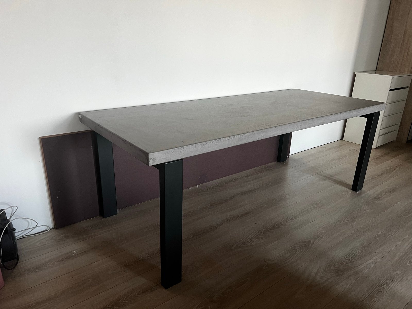 Xooon eettafel betonlook, langer dan 2 meter, goede staat, Huis en Inrichting, Tafels | Eettafels, Ophalen, Overige materialen