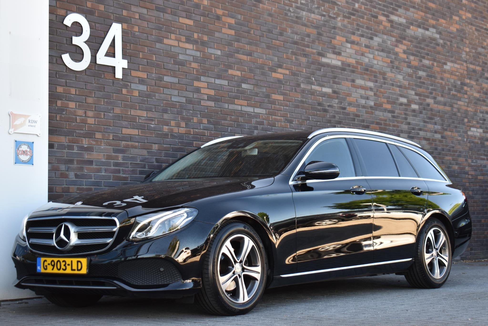 Mercedes-Benz E-klasse Estate 200 Prestige Airmat. Sportst., Automaat, Gebruikt, 4 cilinders, Zwart