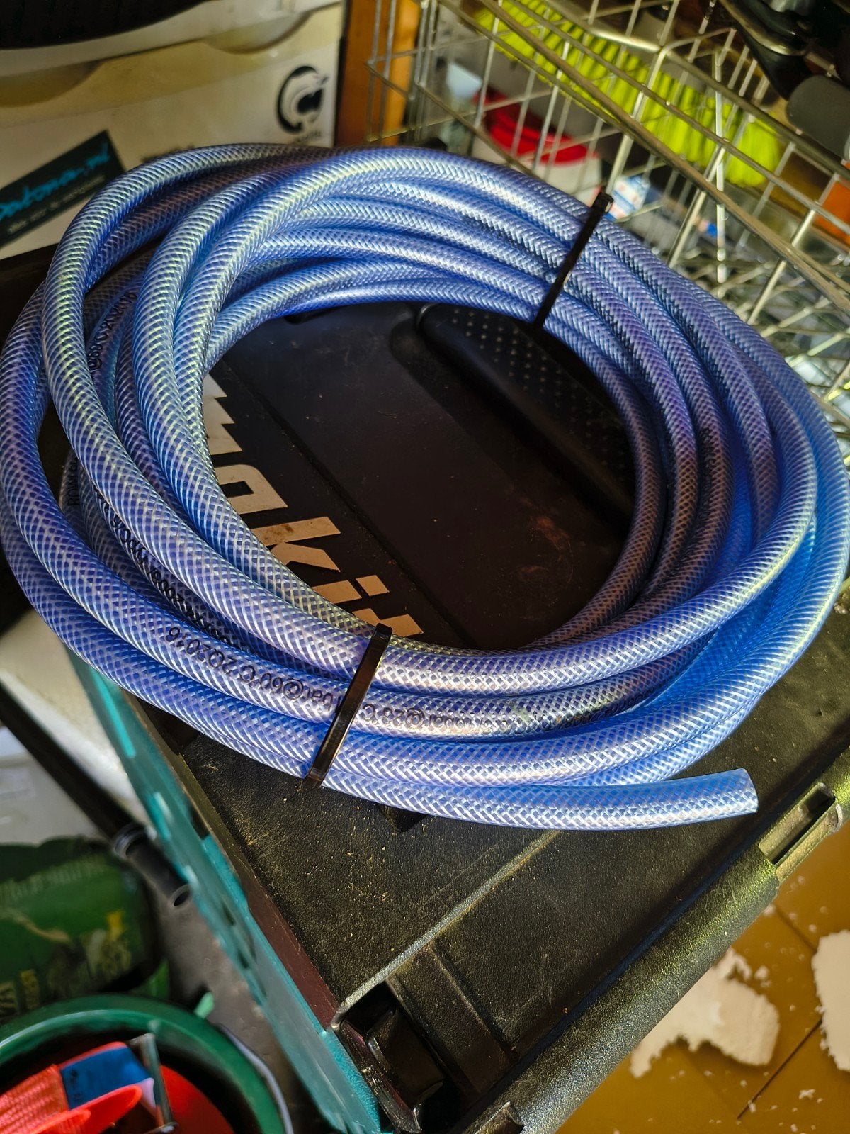9 meter gewapende luchtslang, Ophalen, Nieuw