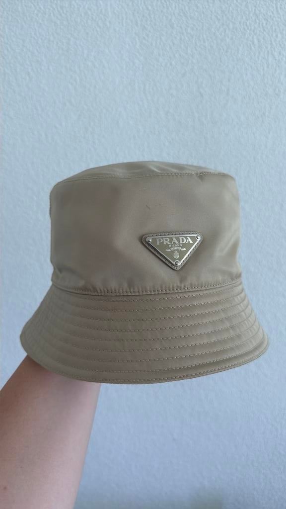 Prada nylon beige hat size M, Ophalen of Verzenden, Zo goed als nieuw