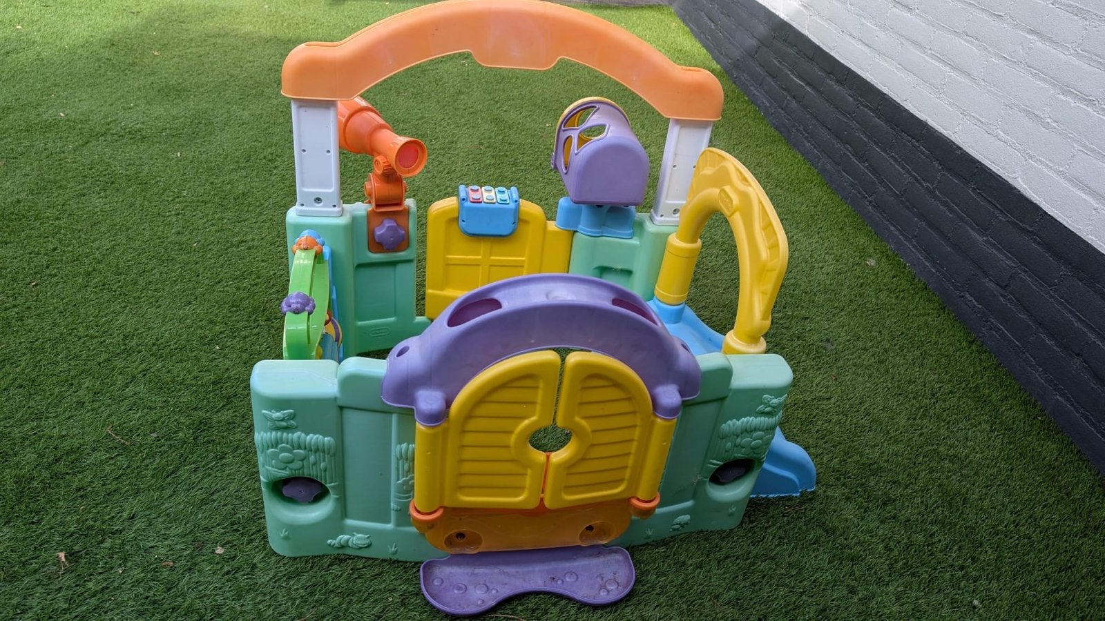Little Tikes Speelhuisje met glijbaan en activiteiten, Ophalen, Gebruikt, Kunststof