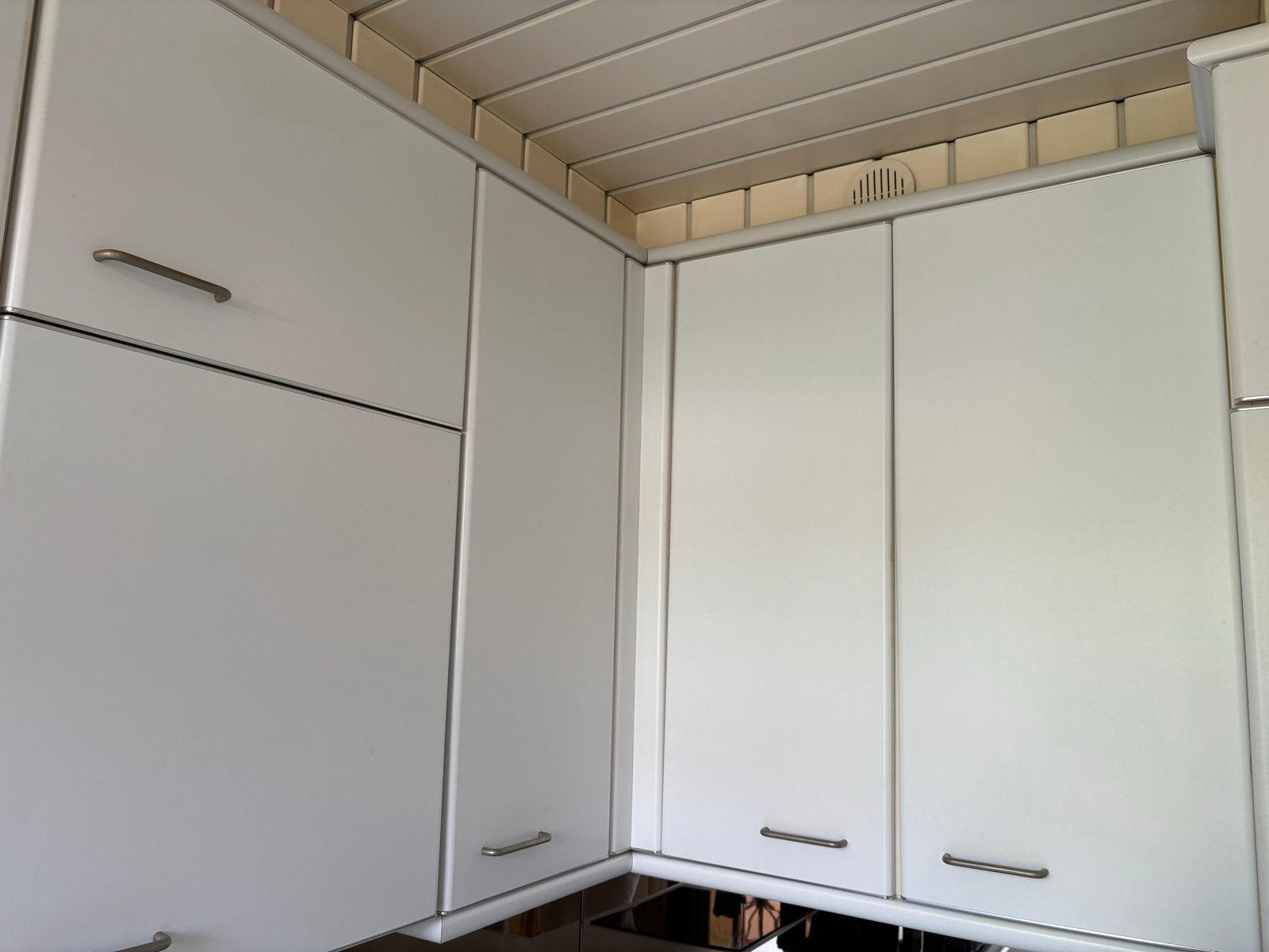 Gratis afhalen: Keukenlades en blok (zelf demonteren), Huis en Inrichting, Ophalen, Gebruikt, 50 tot 75 cm, Wit