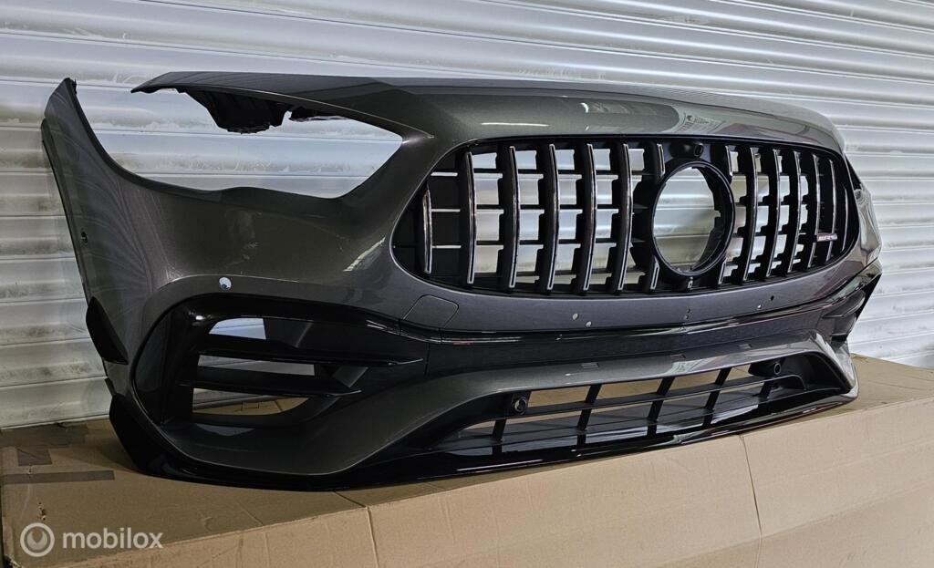 Mercedes Gla45 AMG voorbumper Earo origineel W247 H247, Auto-onderdelen, Gebruikt, Voor, Ophalen of Verzenden