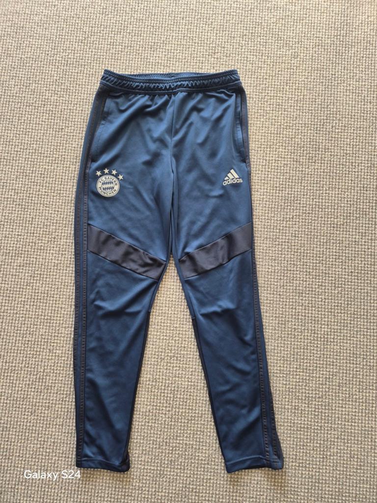 FC Bayern München Trainingsbroek Maat M Blauw, Ophalen of Verzenden, Adidas, Voetbal, Gedragen