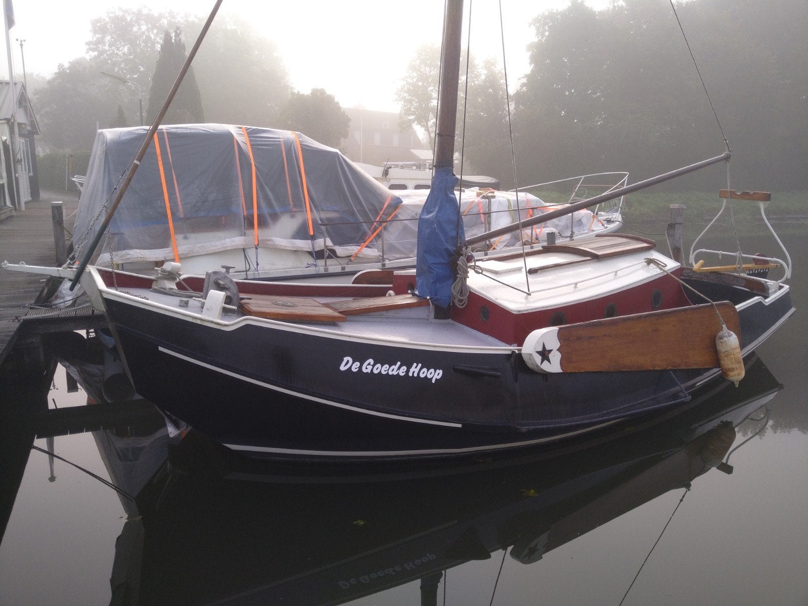 Zeilboot 'De Goede Hoop' - Klassieke platbodem, Ophalen, Staal, Binnenboordmotor, Gebruikt