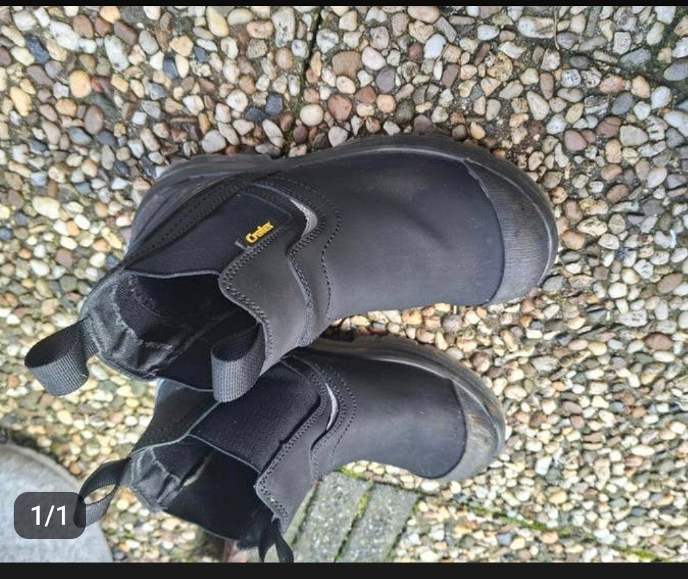Werkboots van de boss, Ophalen