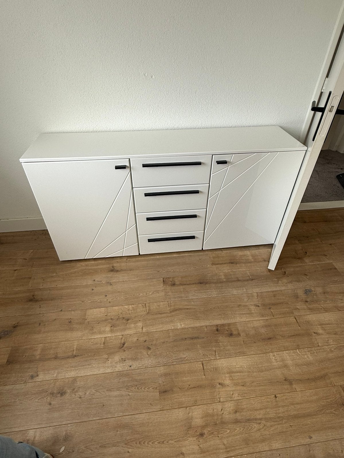 Dressoirkast Meubella, 150 tot 200 cm, Met lade(s), Ophalen of Verzenden, Zo goed als nieuw