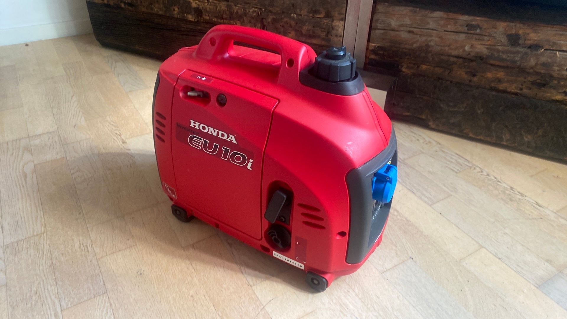 Honda Eu 10i Inverter., Doe-het-zelf en Verbouw, Aggregaten, Ophalen, Zo goed als nieuw, Minder dan 5 kVA, Benzine