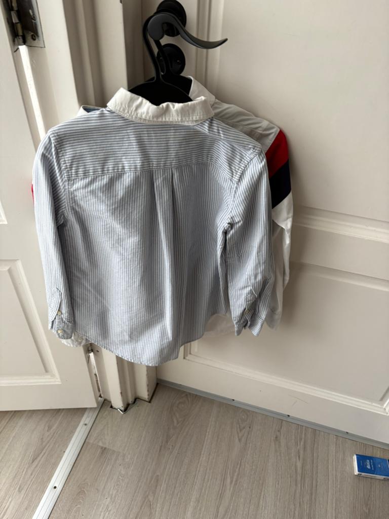 Kinderkleding pakket: 2 overhemden, 2 hoodies (Tommy, Nike,, Ophalen, Zo goed als nieuw, Jongen of Meisje
